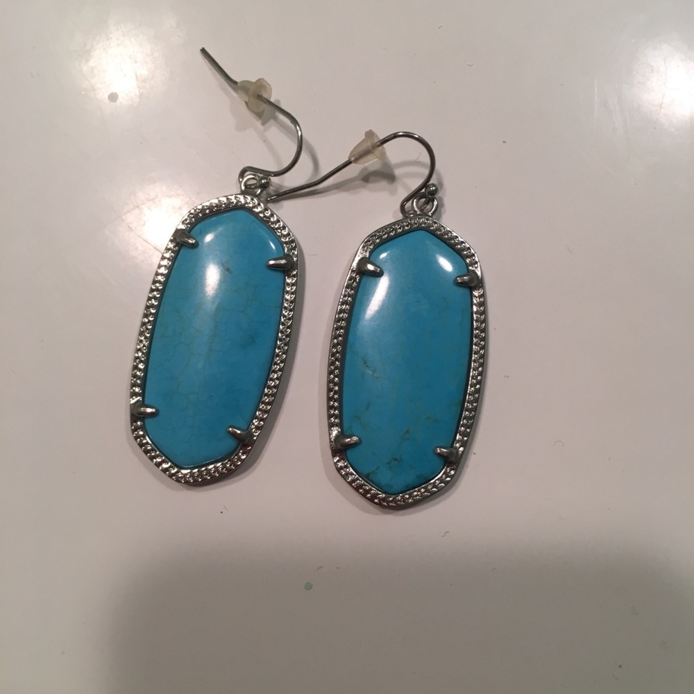 Blue Kendra Scott Elle earrings